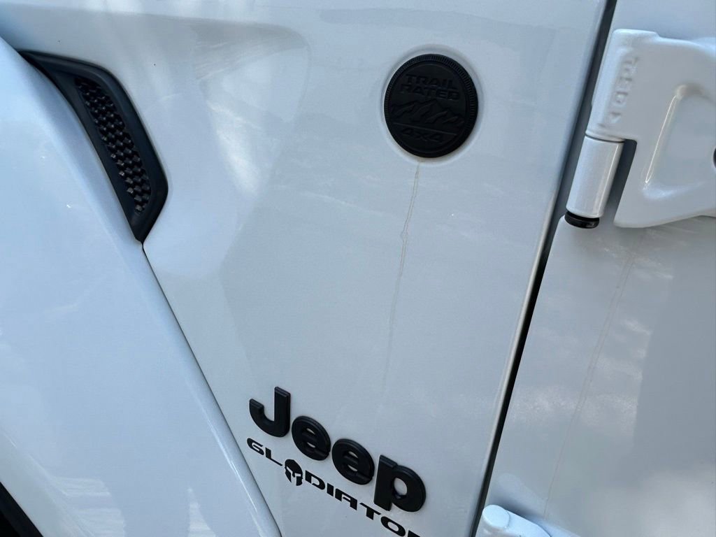 Used 2021 Jeep Gladiator Rubicon w/ Trailer Tow Package image 27