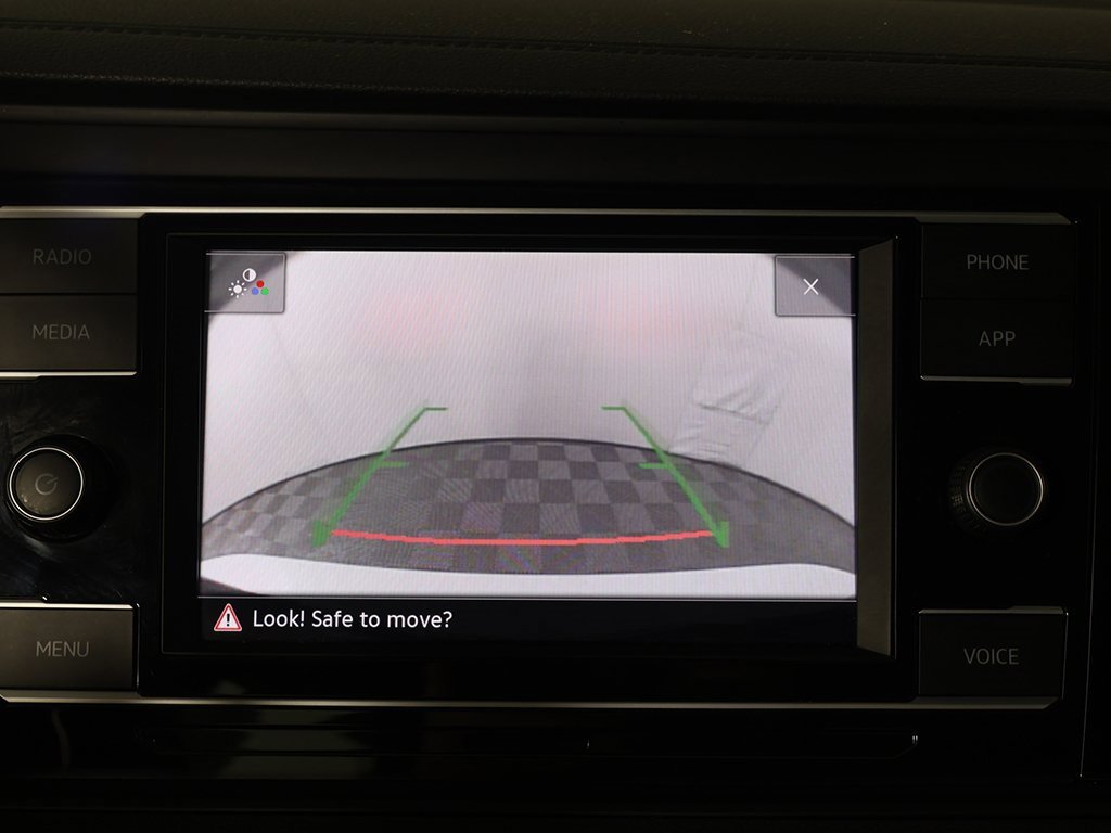 Used 2024 Volkswagen Jetta Sport image 38