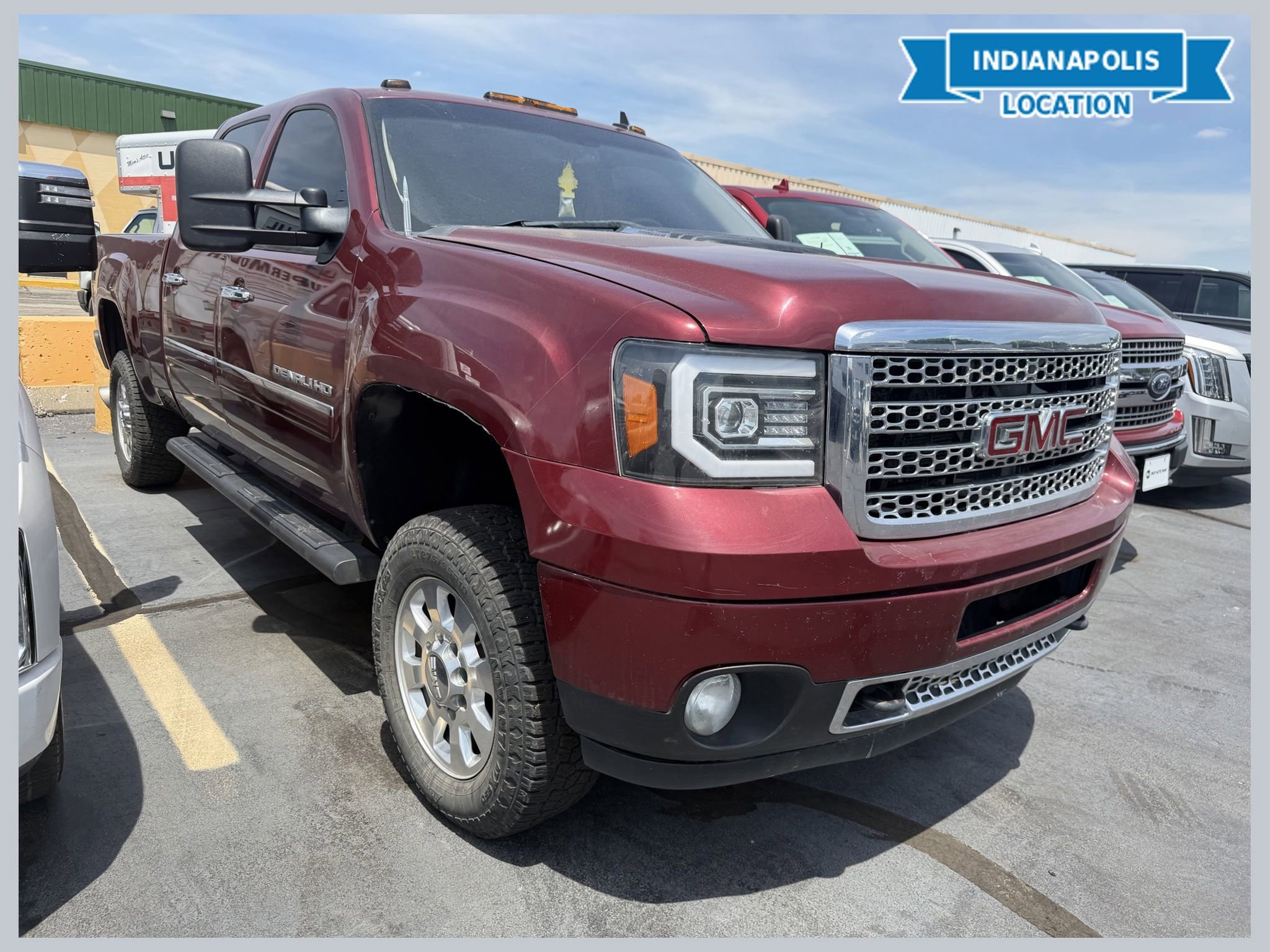 Used 2013 GMC Sierra 2500 Denali w/ Suspension Package, Off-Road AWD/4WD image 1