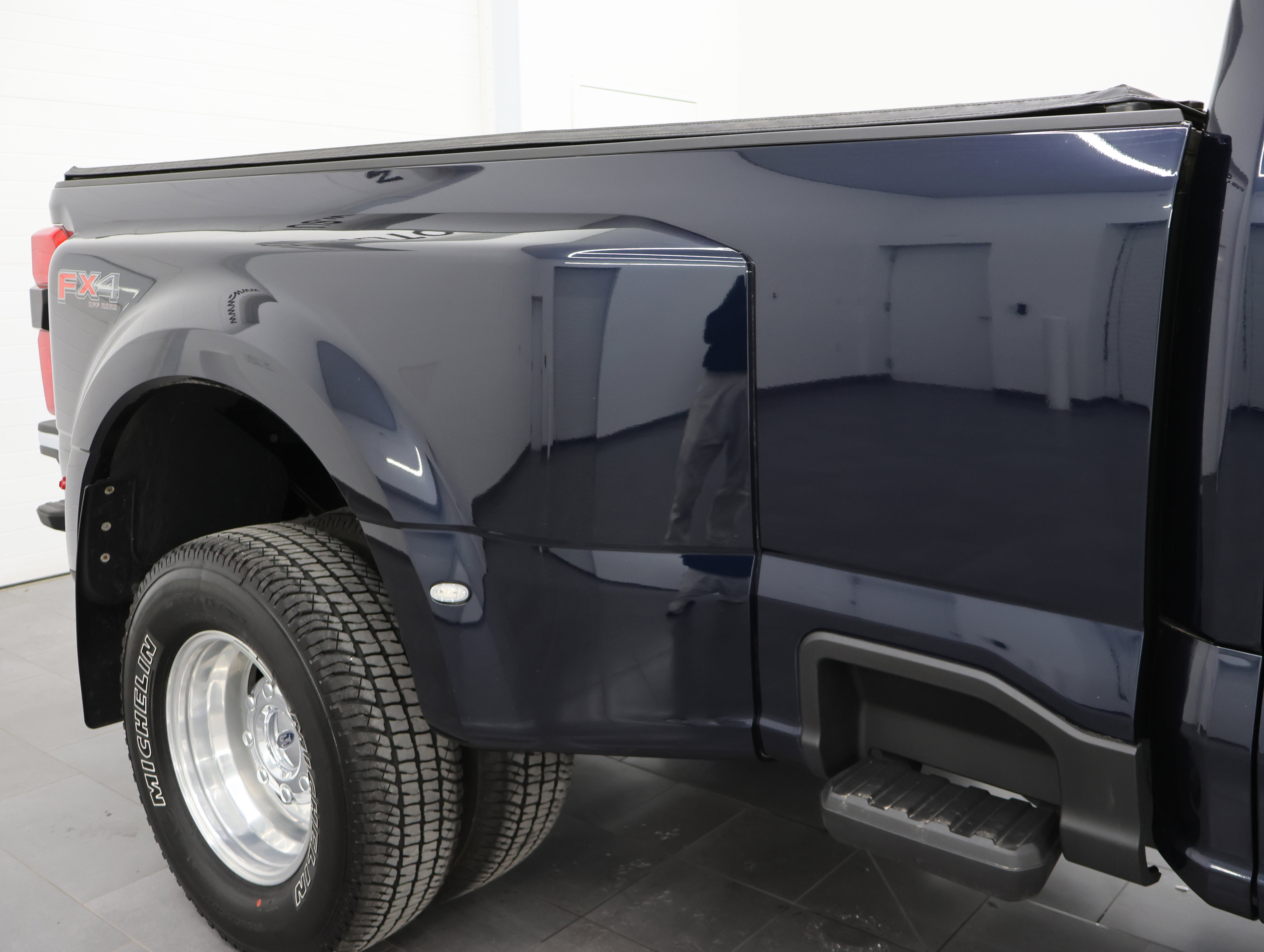 Used 2023 Ford F350 XLT w/ 360-Degree Camera Package image 30