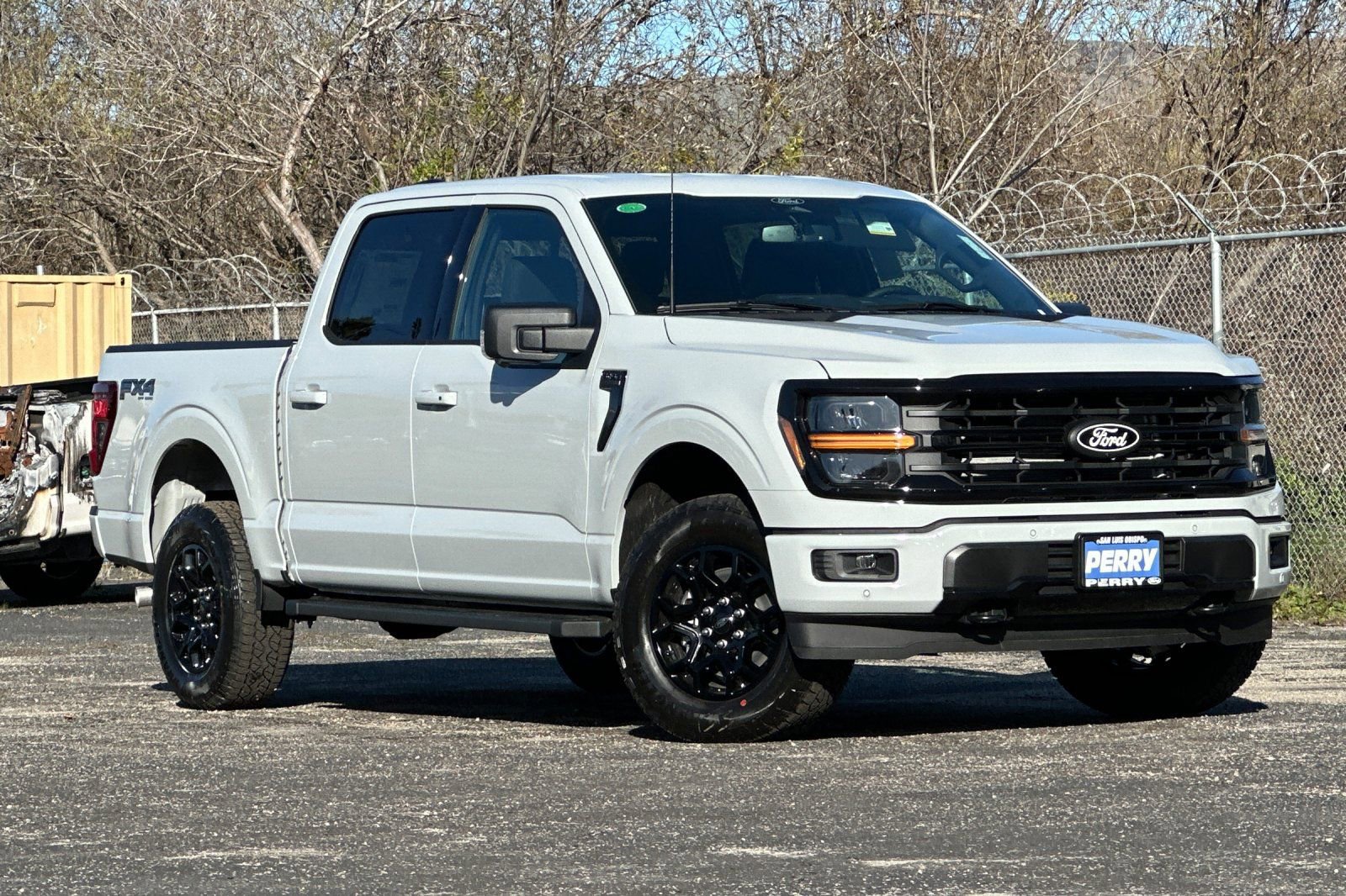 New 2026 Ford F150 XLT w/ Equipment Group 302A MID