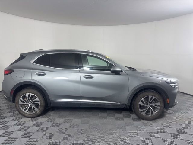 Used 2023 Buick Envision Essence image 2