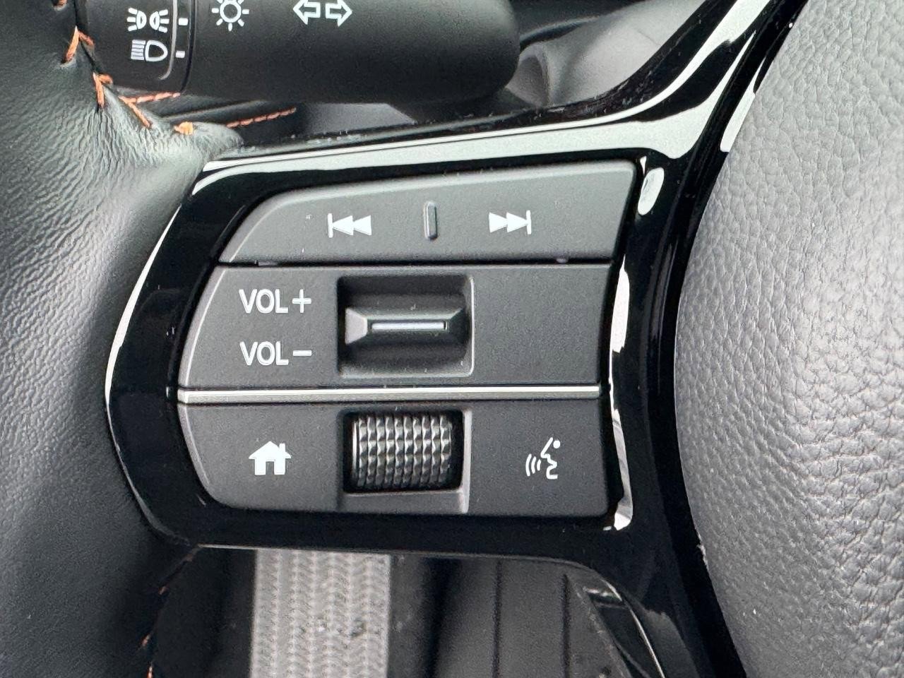 Certified 2026 Honda HR-V Sport image 20