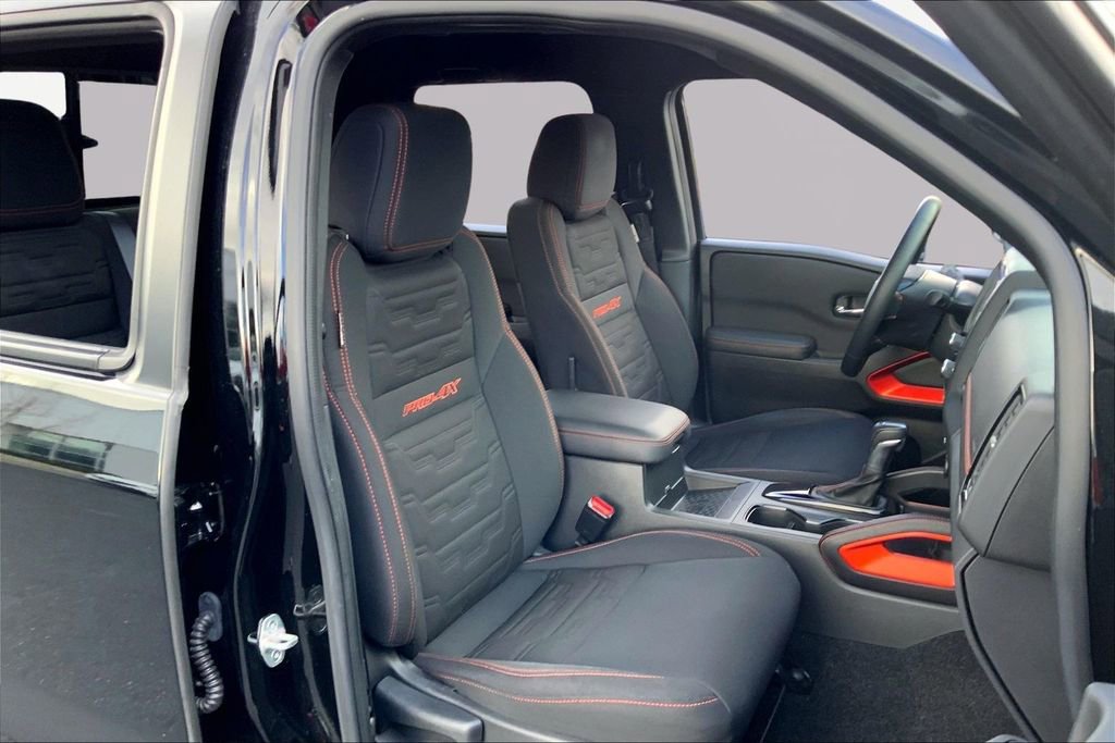 Used 2023 Nissan Frontier PRO-4X w/ Pro Convenience Package image 19