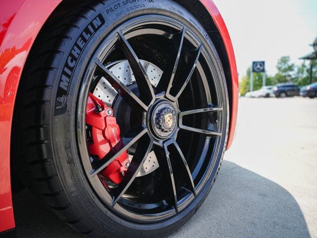 Used 2024 Porsche 911 Carrera GTS RWD image 40