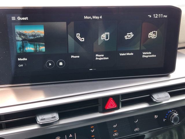 Certified 2026 Kia Sorento LX FWD image 17