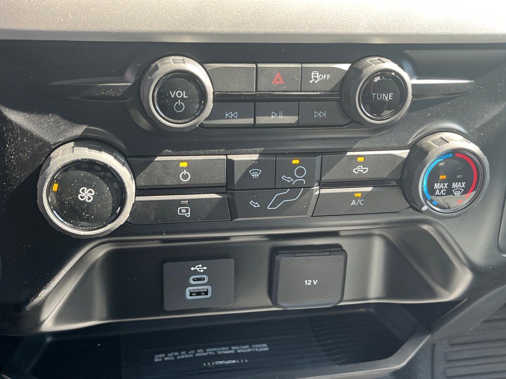 Used 2025 Ford F250 XLT w/ F-250 >10K GVWR Package image 11