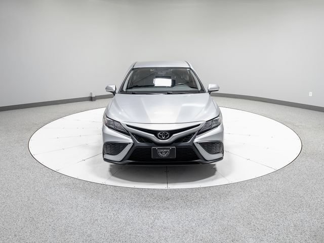 Used 2024 Toyota Camry SE FWD image 27