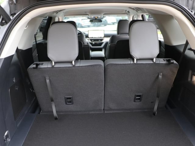 New 2026 Ford Explorer Active w/ Active Comfort Package AWD/4WD image 15