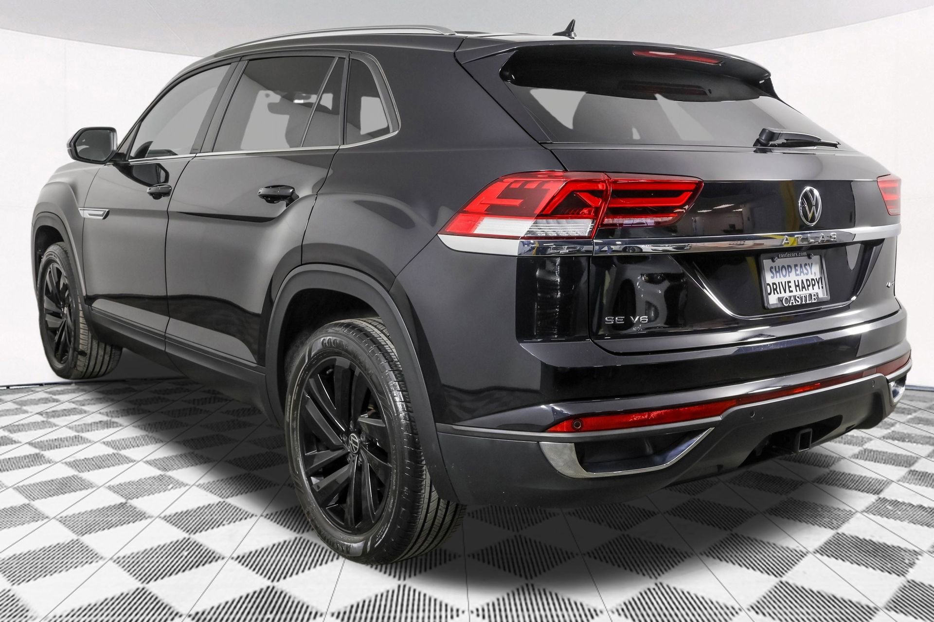 Used 2023 Volkswagen Atlas Cross Sport SE w/ Black Wheel Package AWD/4WD image 17