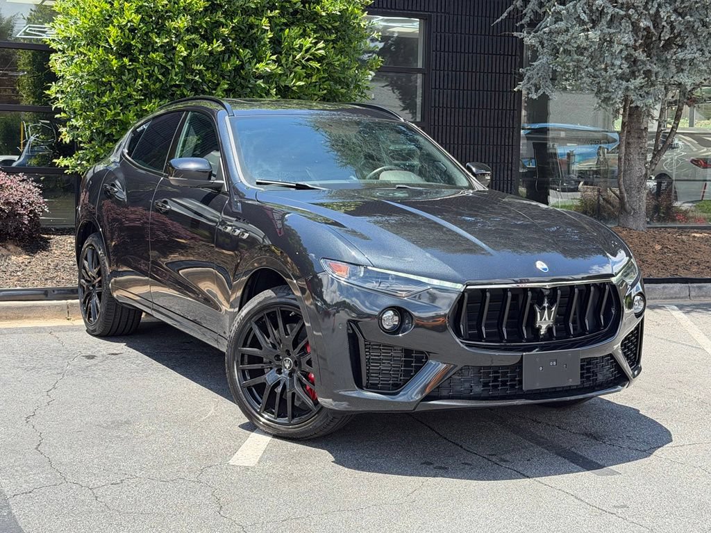 Used 2022 Maserati Levante Modena AWD/4WD image 7