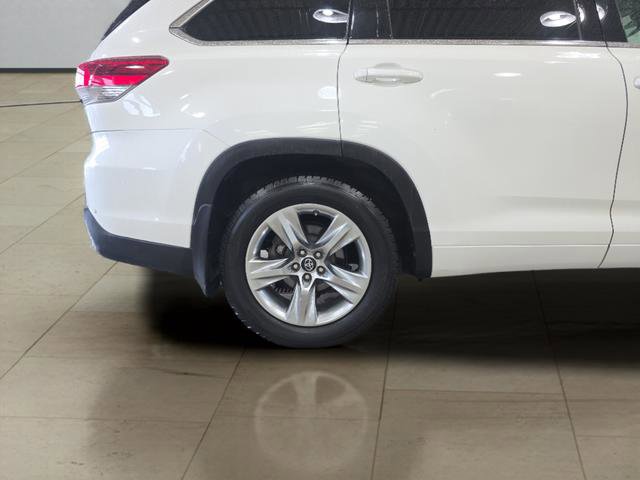 Used 2018 Toyota Highlander Limited AWD/4WD image 34