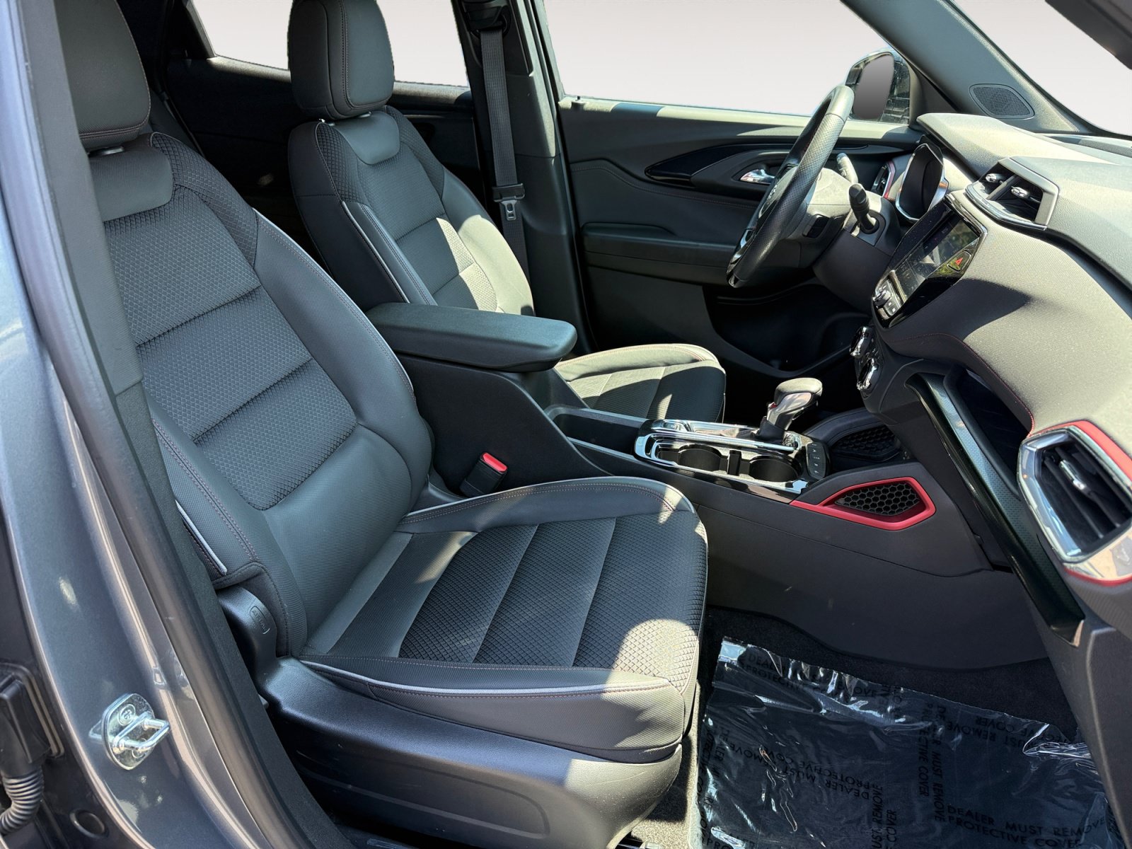 Used 2021 Chevrolet TrailBlazer RS w/ Convenience Package FWD image 19