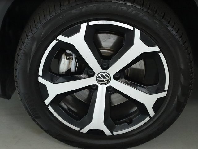 Certified 2025 Volkswagen Tiguan SE AWD/4WD image 36