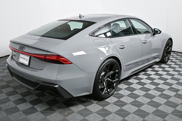 New 2025 Audi RS 7 performance Sportback image 3