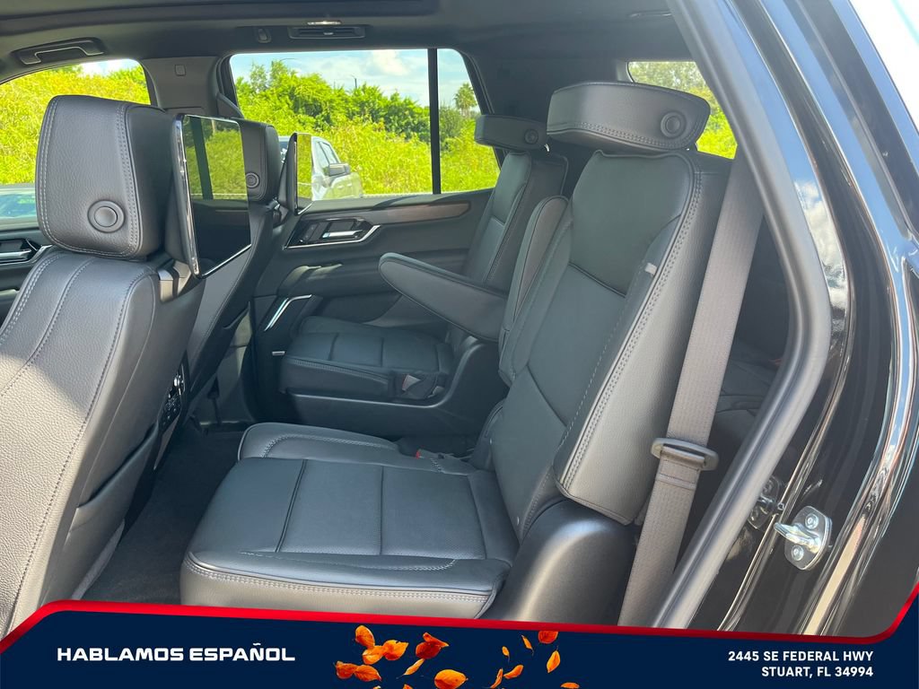 New 2026 GMC Yukon Denali w/ Denali Reserve Package AWD/4WD image 13