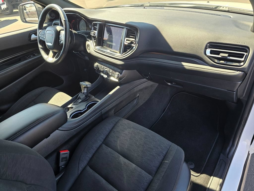Used 2024 Dodge Durango SXT w/ 3rd Row Seating Group AWD/4WD image 17