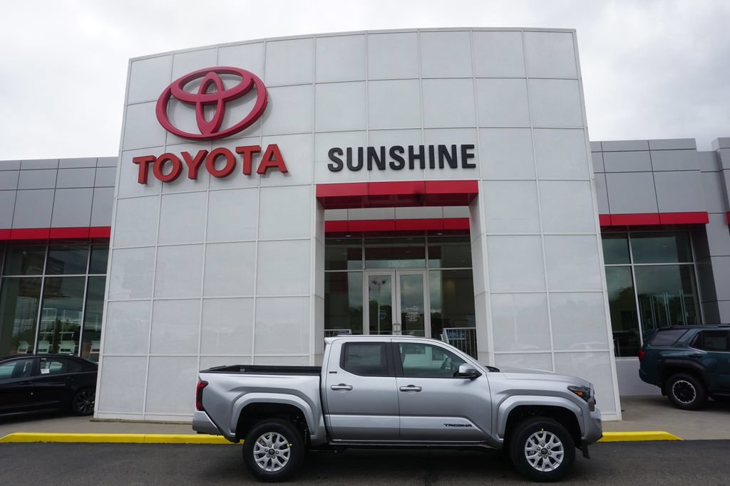 New 2026 Toyota Tacoma SR5 AWD/4WD video 1