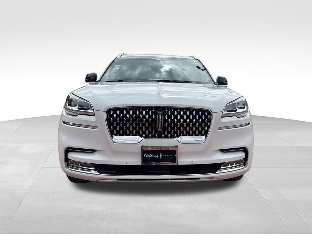 Certified 2023 Lincoln Aviator Black Label w/ Dynamic Handling Package AWD/4WD image 2