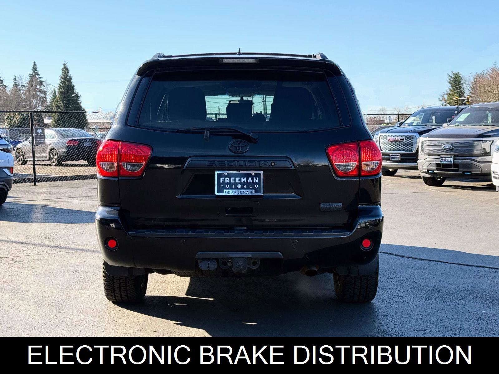 Used 2012 Toyota Sequoia Platinum image 5