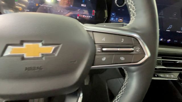 Used 2024 Chevrolet Traverse LS FWD image 21
