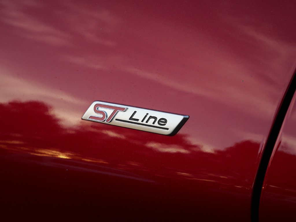Certified 2025 Ford Explorer ST-Line AWD/4WD image 10