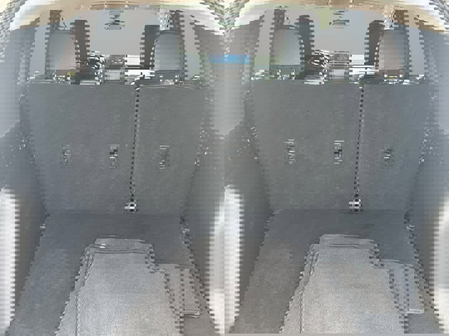 Used 2023 Ford Escape Platinum w/ Premium Technology Package image 10