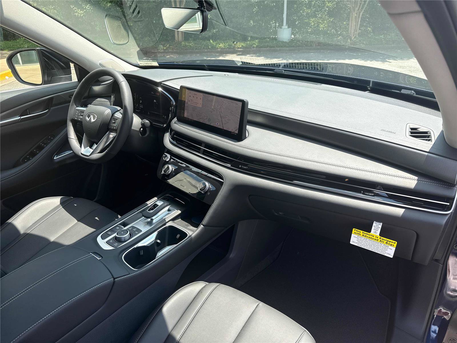 New 2027 INFINITI QX60 Luxe w/ Cargo Package FWD image 27