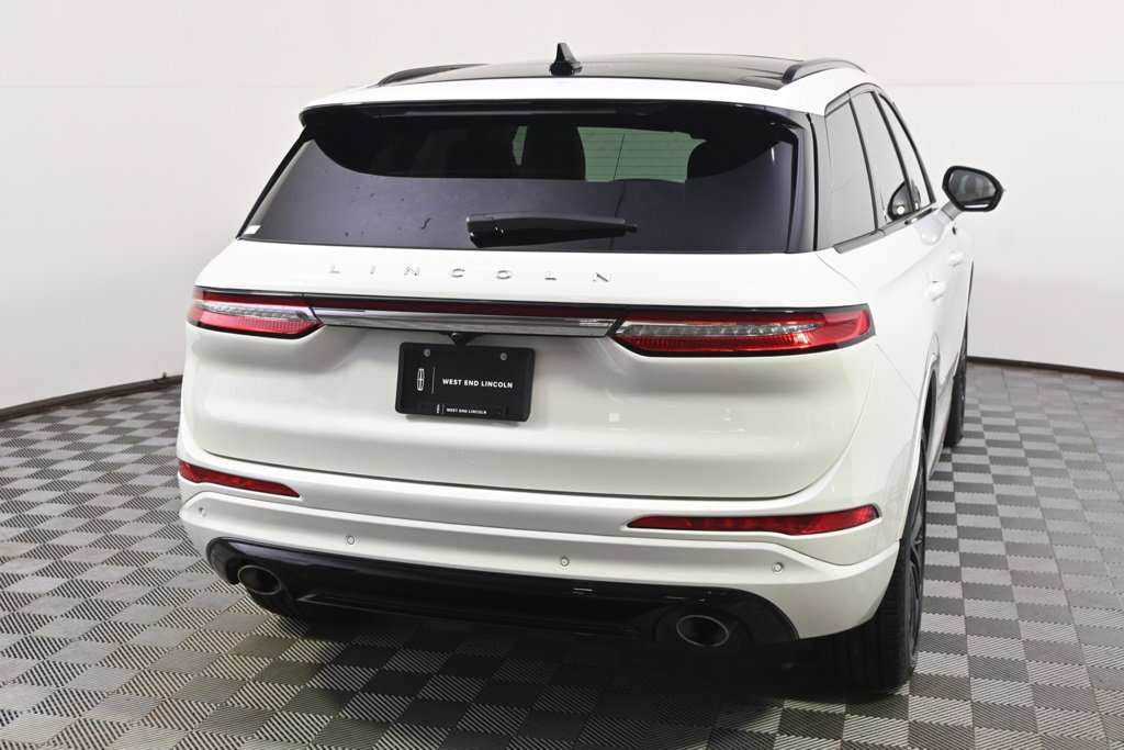 New 2025 Lincoln Corsair Reserve w/ Jet Appearance Package image 6