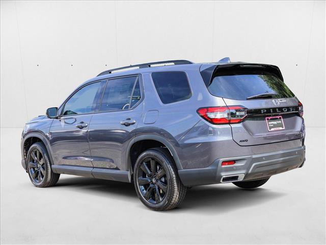 New 2025 Honda Pilot Black Edition image 7