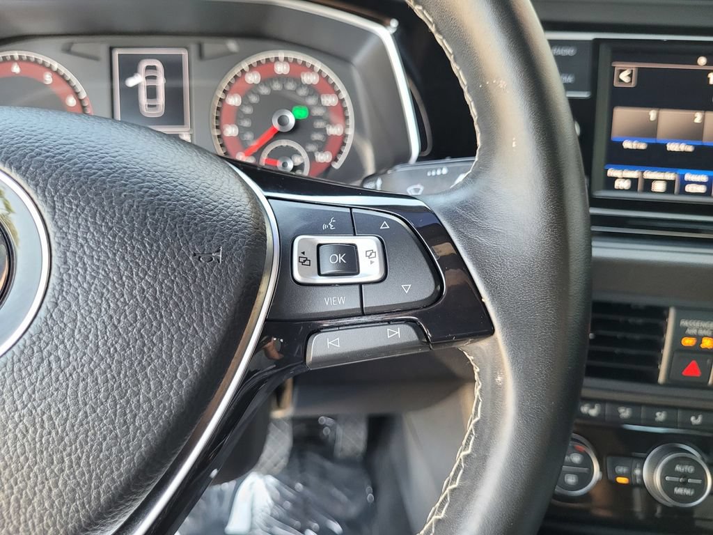 Used 2021 Volkswagen Jetta R-Line w/ R-Line Cold Weather Package FWD image 25