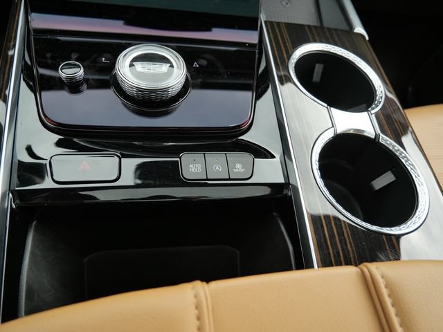 Used 2025 Cadillac Escalade ESV Premium Luxury w/ LPO, Floor Liner Package AWD/4WD image 21