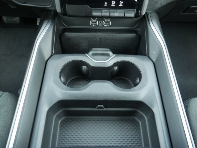 Used 2025 RAM 1500 Big Horn AWD/4WD image 24