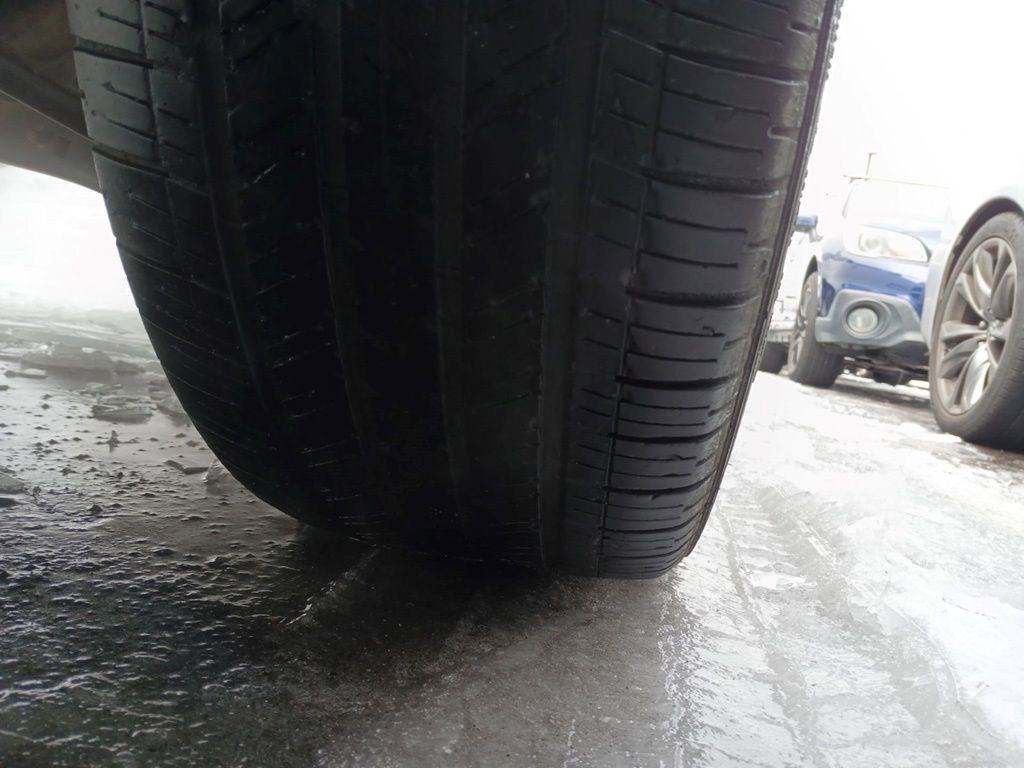 Used 2019 Ford Expedition Limited w/ Equipment Group 303A image 11