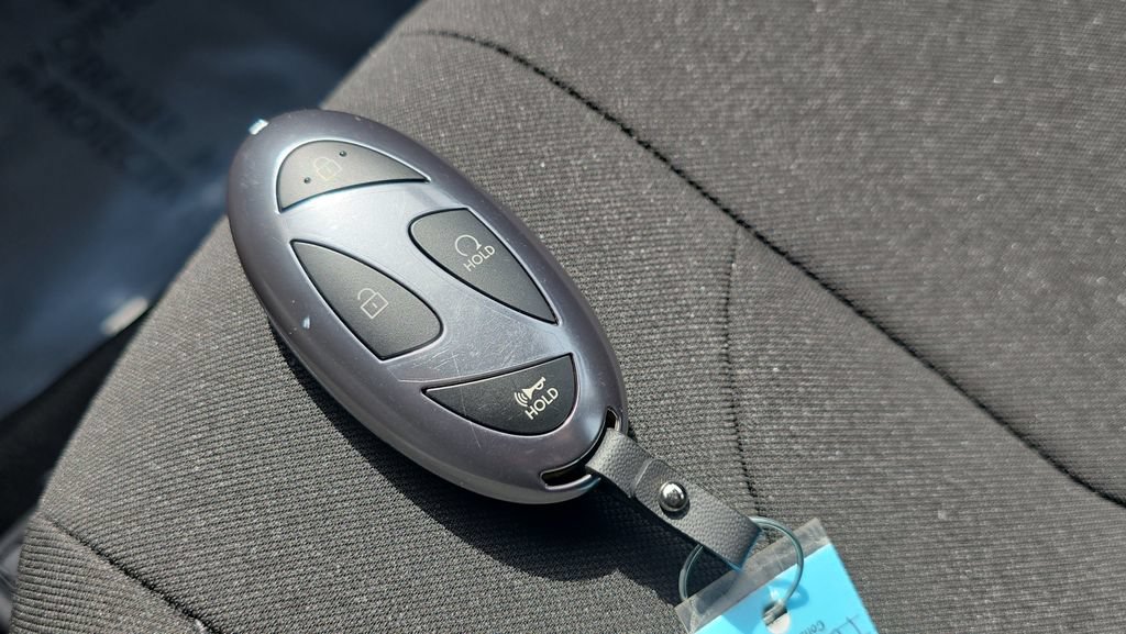New 2026 Hyundai Elantra Sport FWD image 32