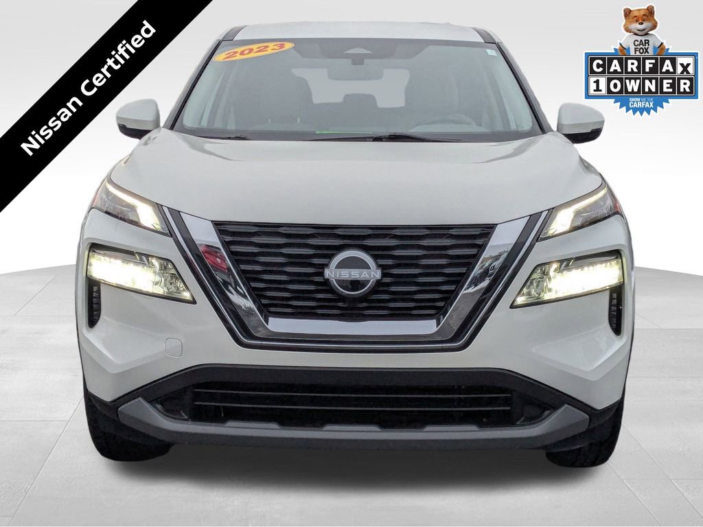 Certified 2023 Nissan Rogue SV image 3