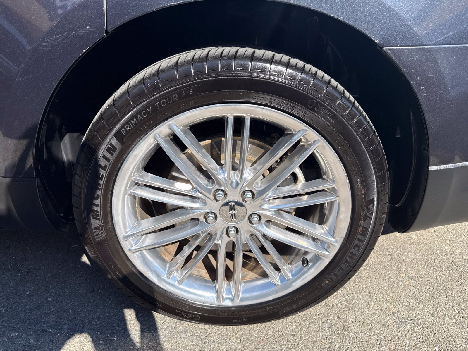 Used 2013 Lincoln MKT AWD image 22