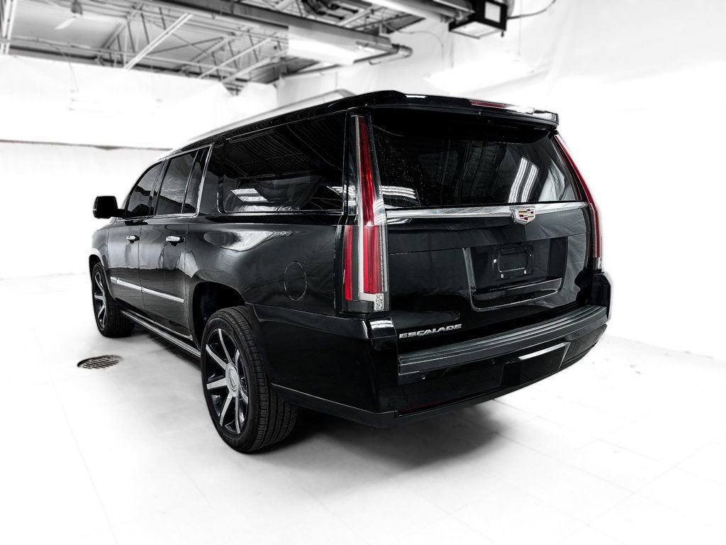 Used 2016 Cadillac Escalade ESV Premium AWD/4WD image 4