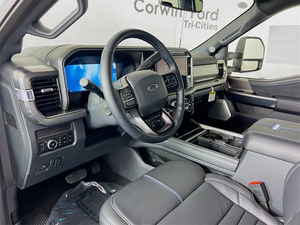 New 2026 Ford F350 Platinum image 3
