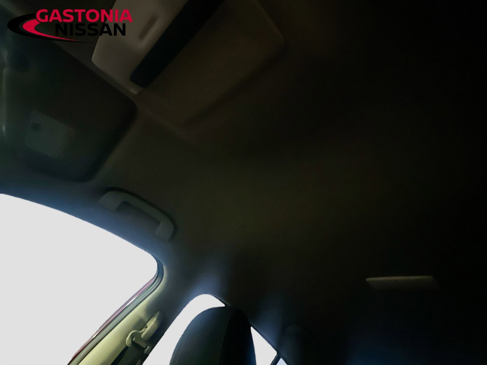 Used 2020 Nissan Sentra SV image 27