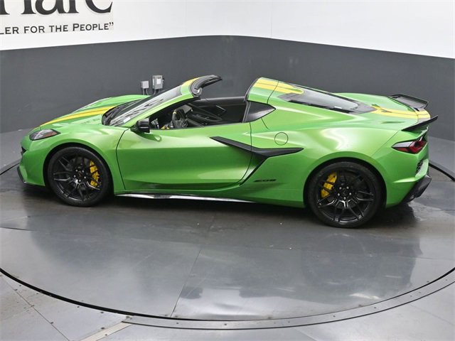 New 2026 Chevrolet Corvette Z06 w/ Stealth Interior Trim Package image 25