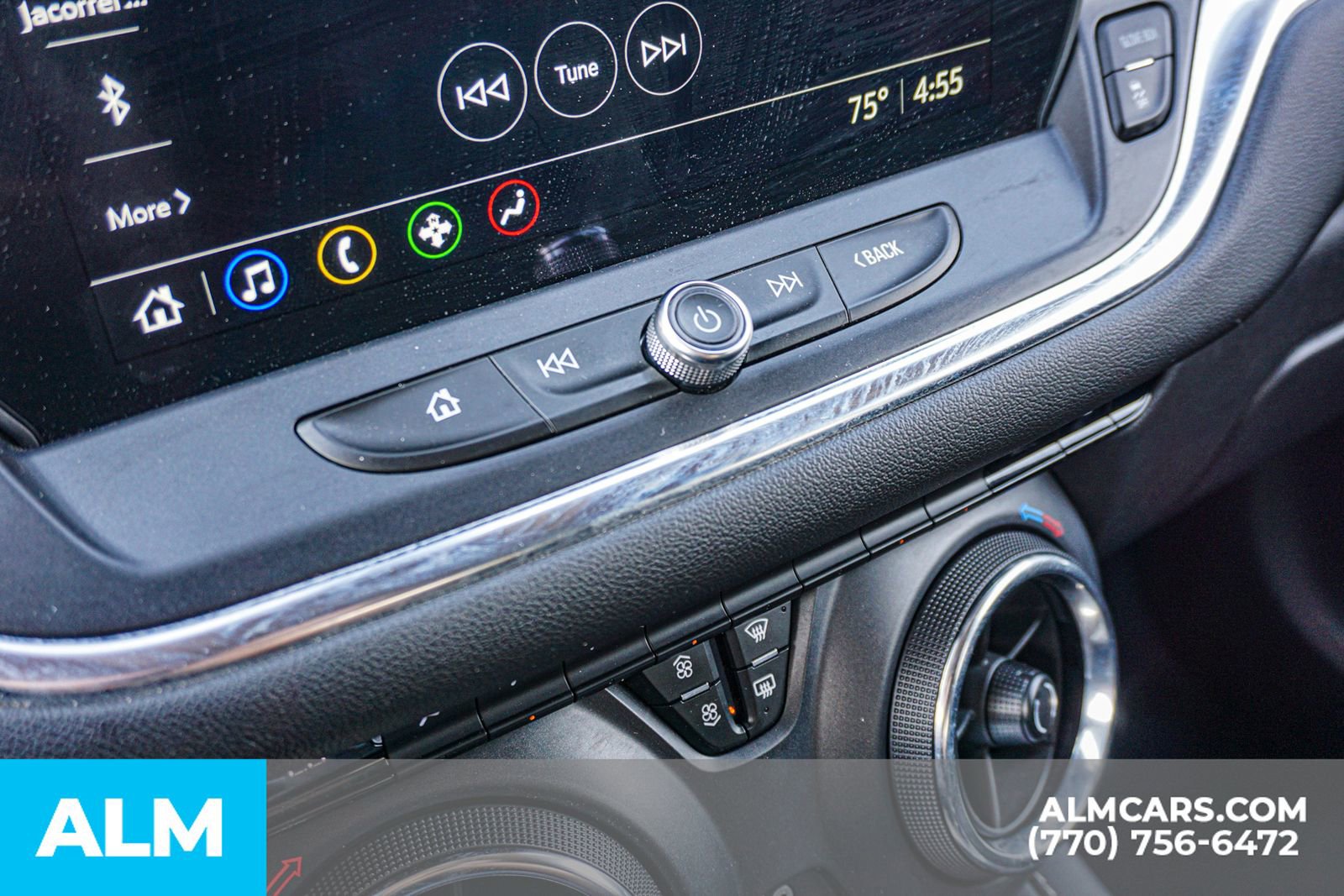 Used 2025 Chevrolet Blazer LT image 41