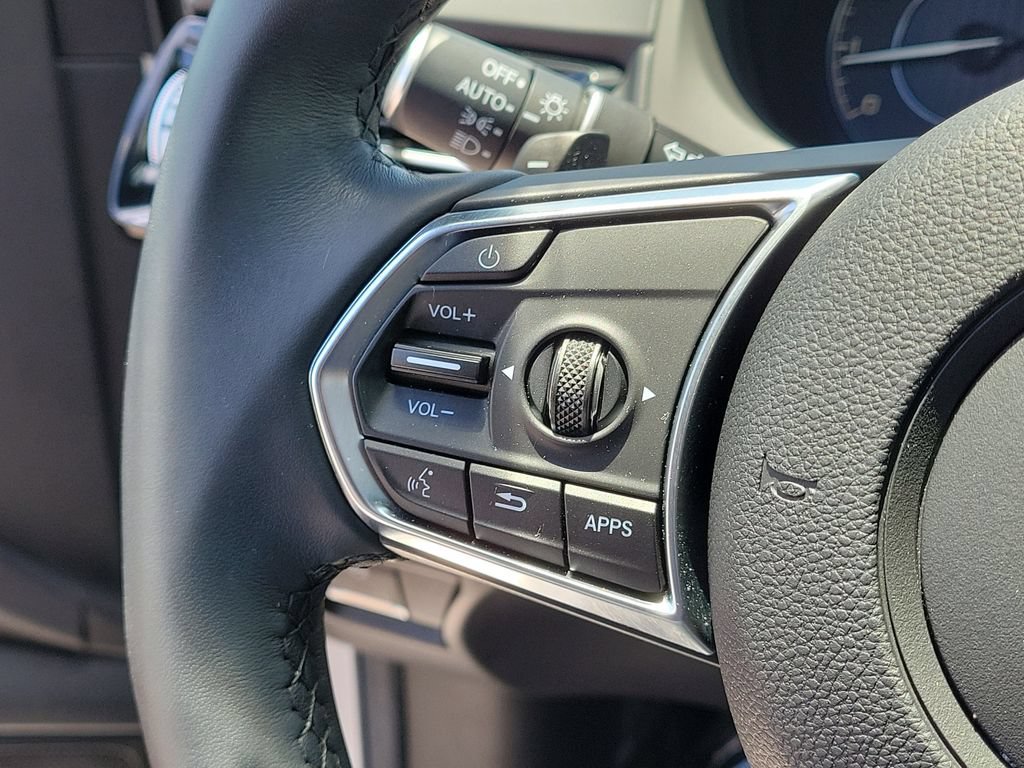 Used 2025 Acura RDX SH-AWD image 30