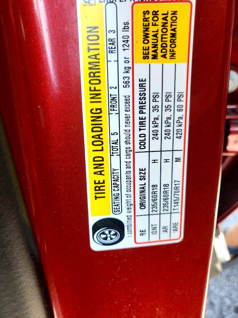 Used 2022 Buick Envision Essence w/ Safety Package image 24