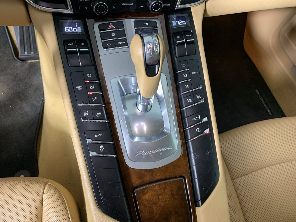 Used 2011 Porsche Panamera 4 AWD/4WD image 21