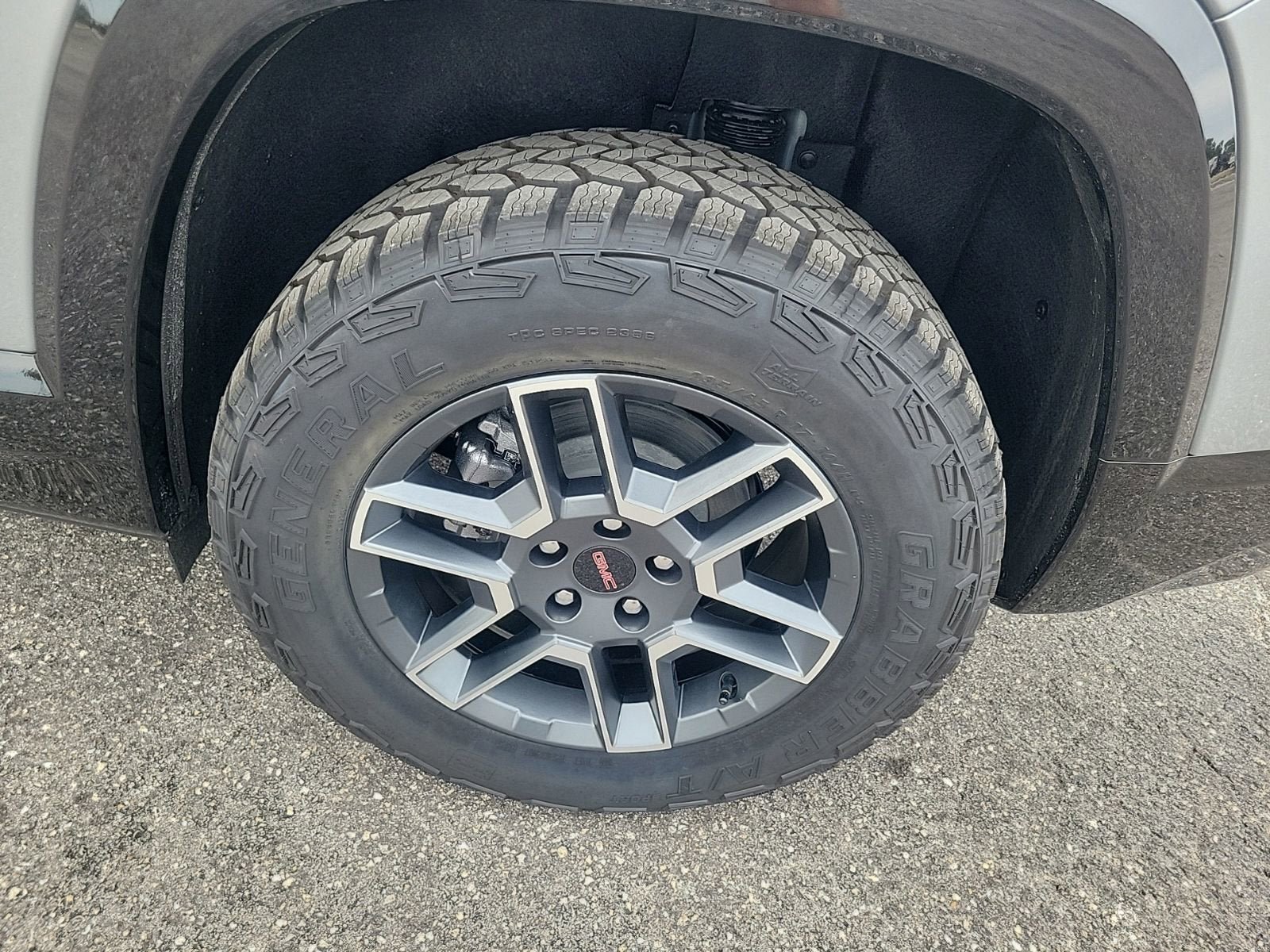 New 2026 GMC Terrain AT4 w/ Convenience Package III AWD/4WD image 8