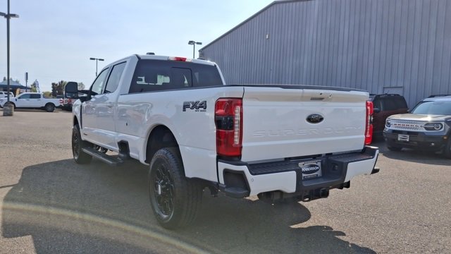 New 2026 Ford F350 Lariat w/ Black Appearance Package image 4