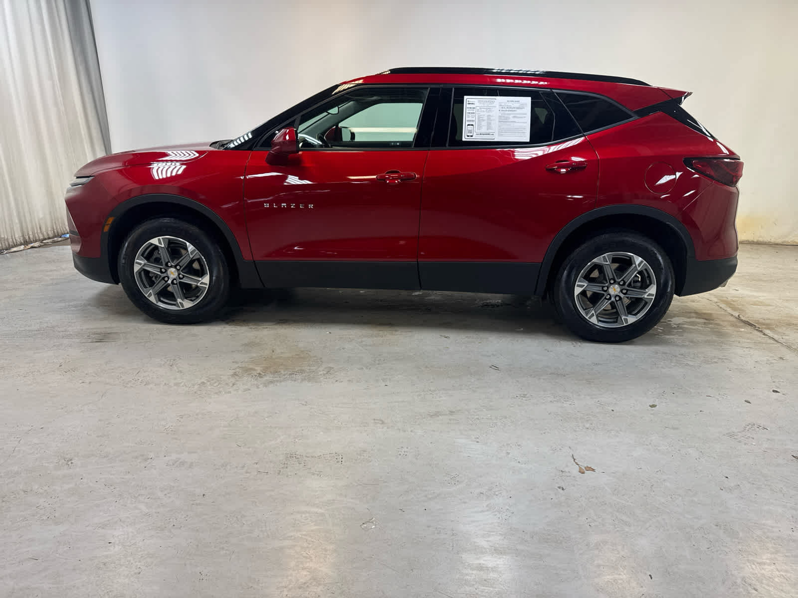 Used 2023 Chevrolet Blazer LT w/ Convenience Package AWD/4WD image 9