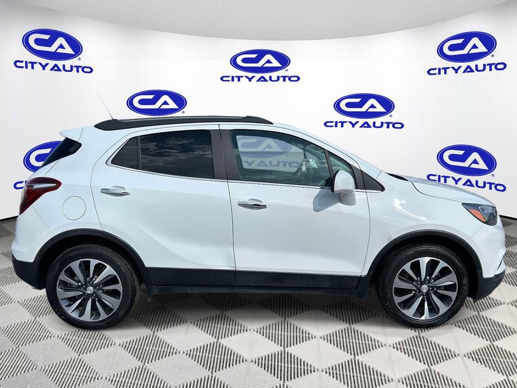 Used 2021 Buick Encore Preferred FWD image 2