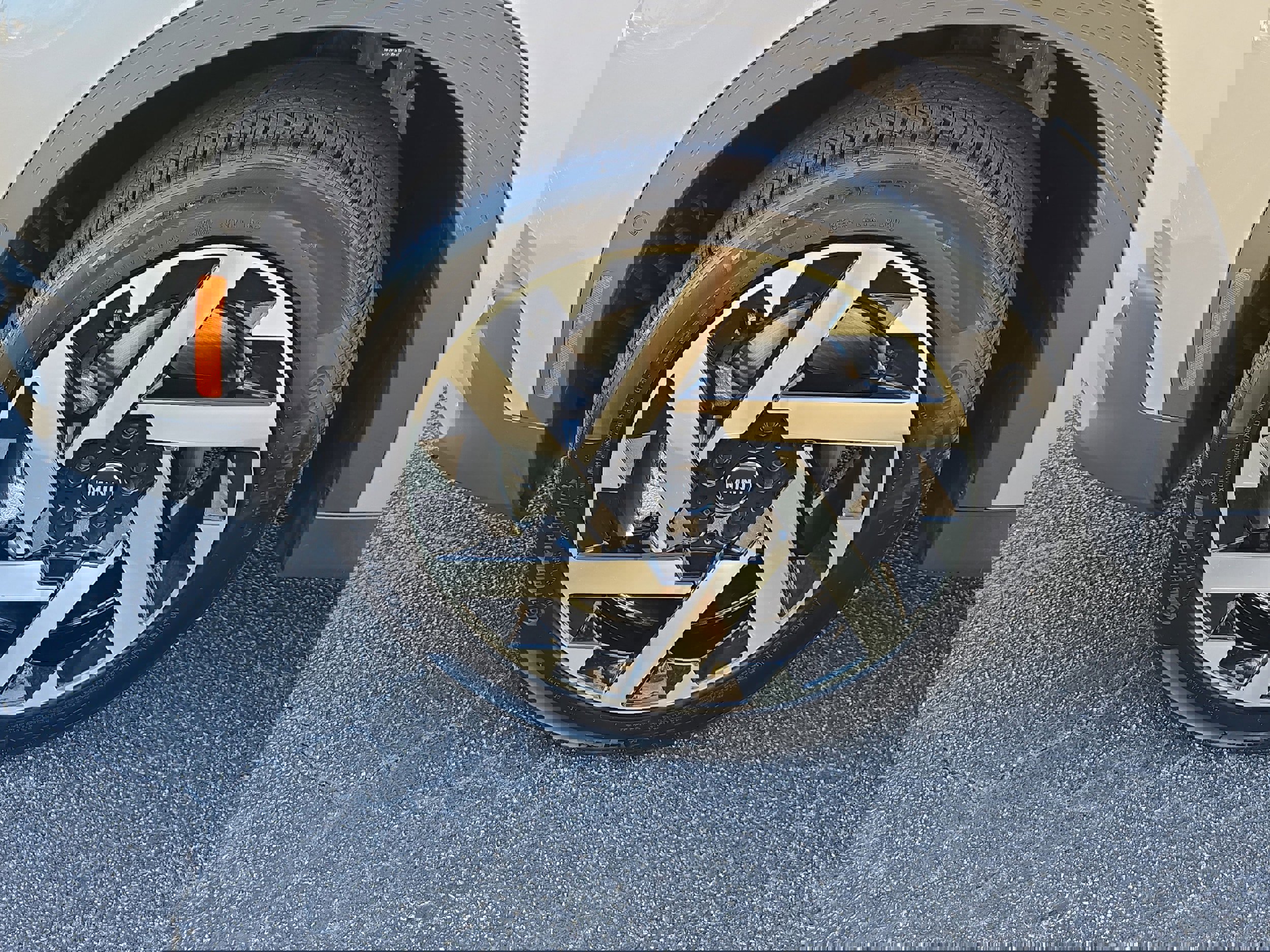 Certified 2025 MINI Cooper Countryman S image 9